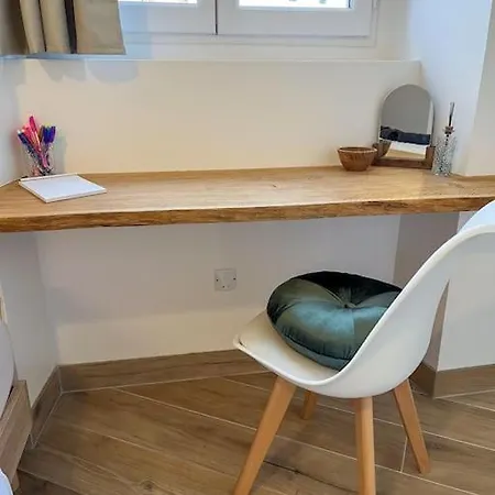 Charmante Maisonnette Dans Quartier Historique Angevin Apartment *